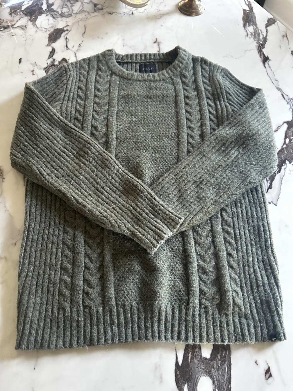 Joe Jeans Grey Crewneck Sweater (Men’s Large)